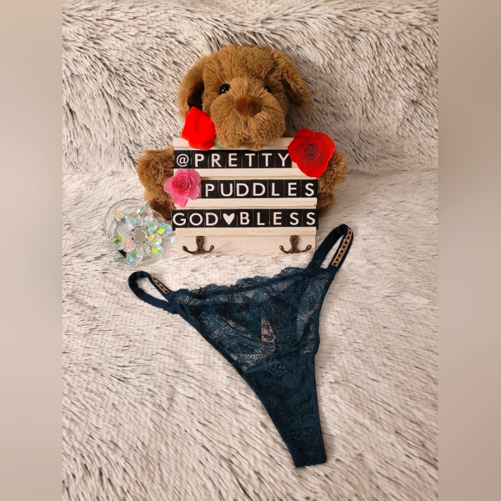 💚 XXL VS Very Sexy Shine Chain Strap Lace Thong Panty 💚